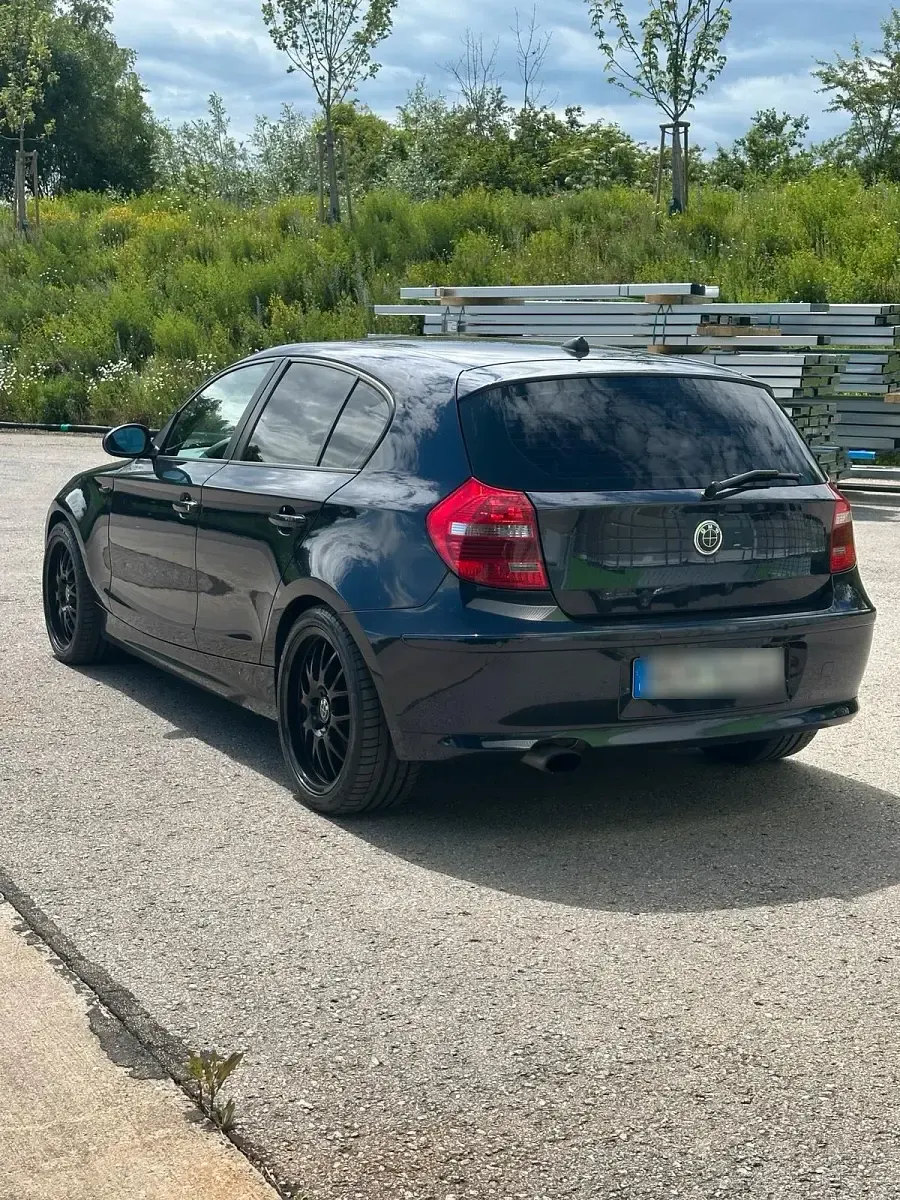 Gebraucht BMW 120 Performance 197 PS (144 kW) 2008 Blau Kleinwagen