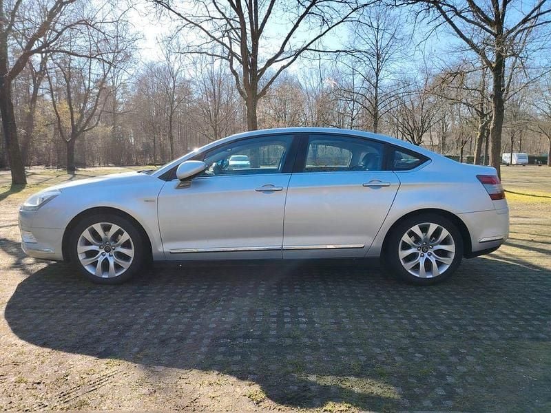 Gebraucht Citroën C5 Exclusive 156 PS (114 kW) 2013 Grau Limousine