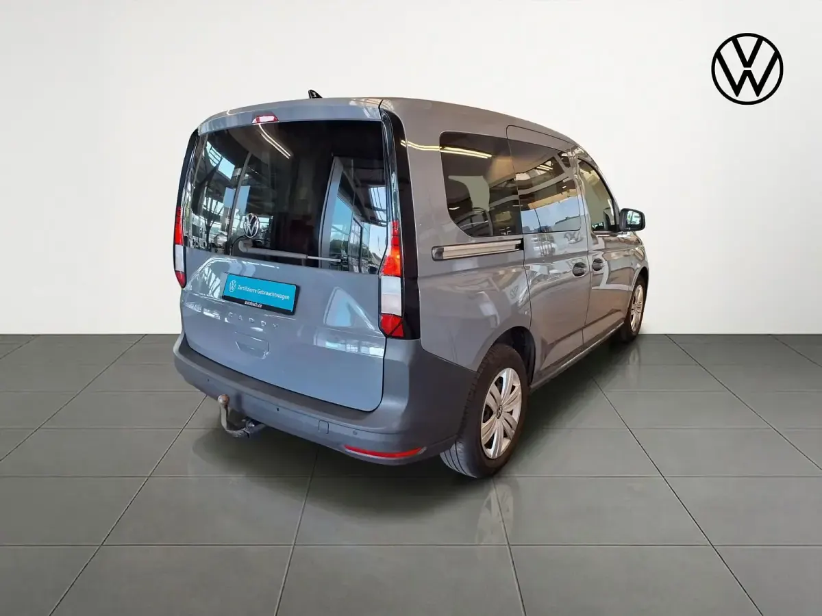 Gebraucht VW Caddy Basis 102 PS (75 kW) 2021 Grau Van / Kleinbus