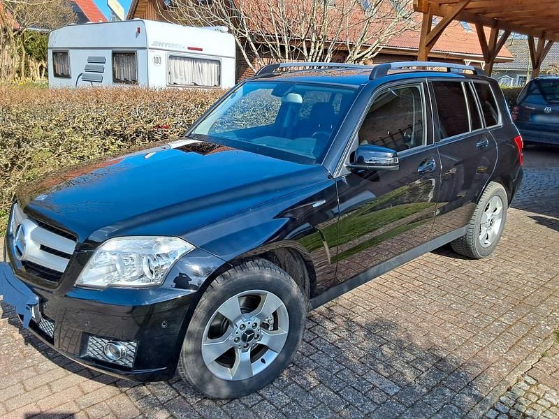 Gebraucht Mercedes GLK250 204 PS (150 kW) 2010 Schwarz SUV