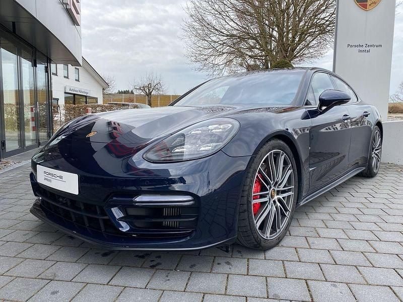 Nachtblaumetallic Gebraucht 2021 Porsche Panamera GTS Limousine | 92.690 € (Etwas zu teuer) - Bild 1/4