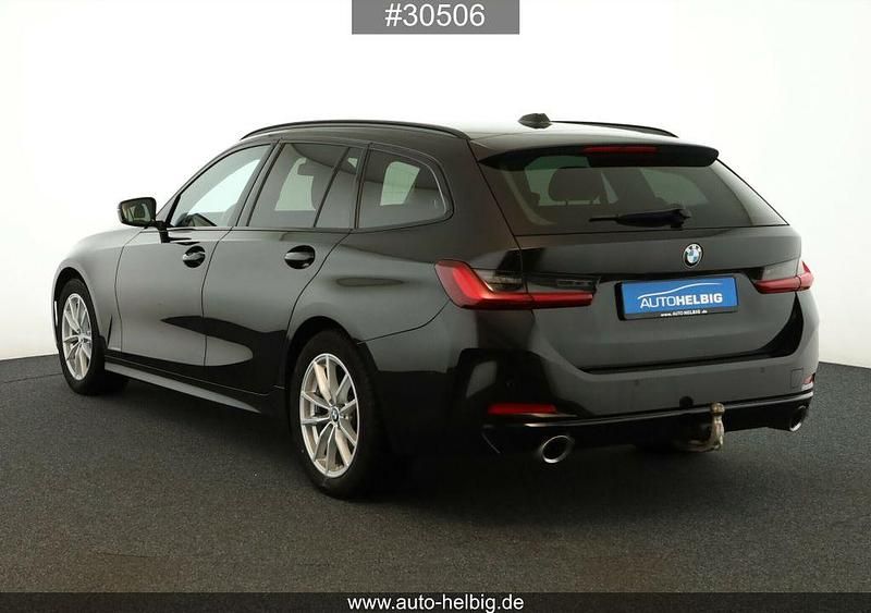 Gebraucht BMW 320 190 PS (139 kW) 2022 Schwarz Kombi