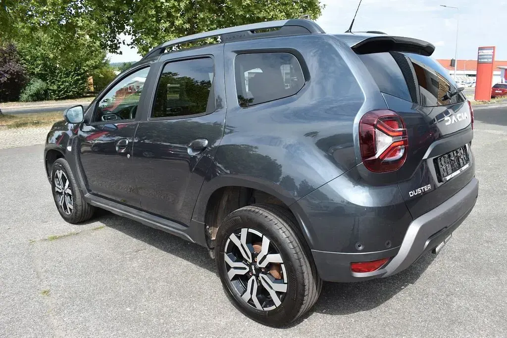 Gebraucht Dacia Duster Journey 150 PS (110 kW) 2023 Grau SUV