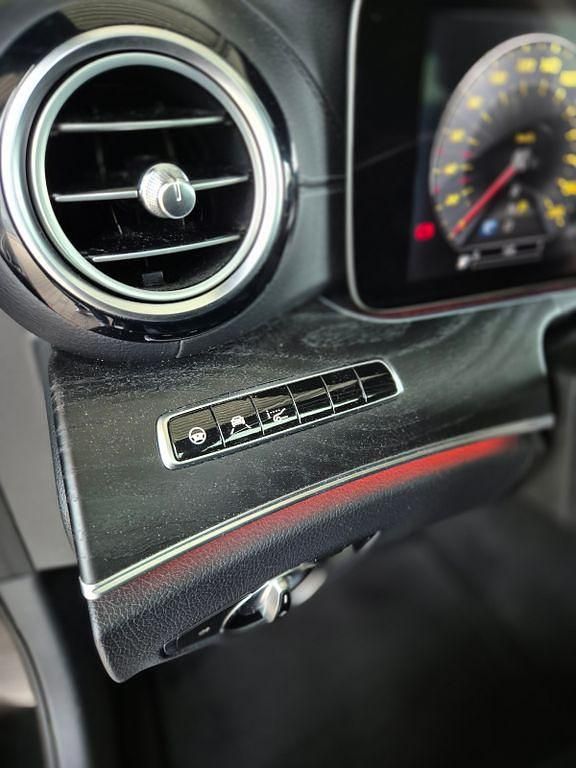 Gebraucht Mercedes E400 AMG 333 PS (244 kW) 2018 Schwarz Limousine