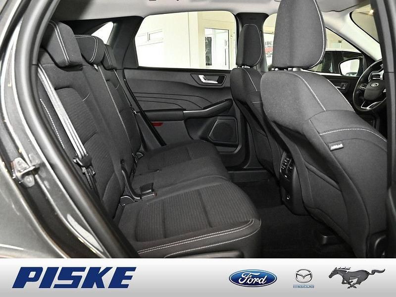 Gebraucht Ford Kuga Titanium 120 PS (88 kW) 2023 Magnetic grau SUV