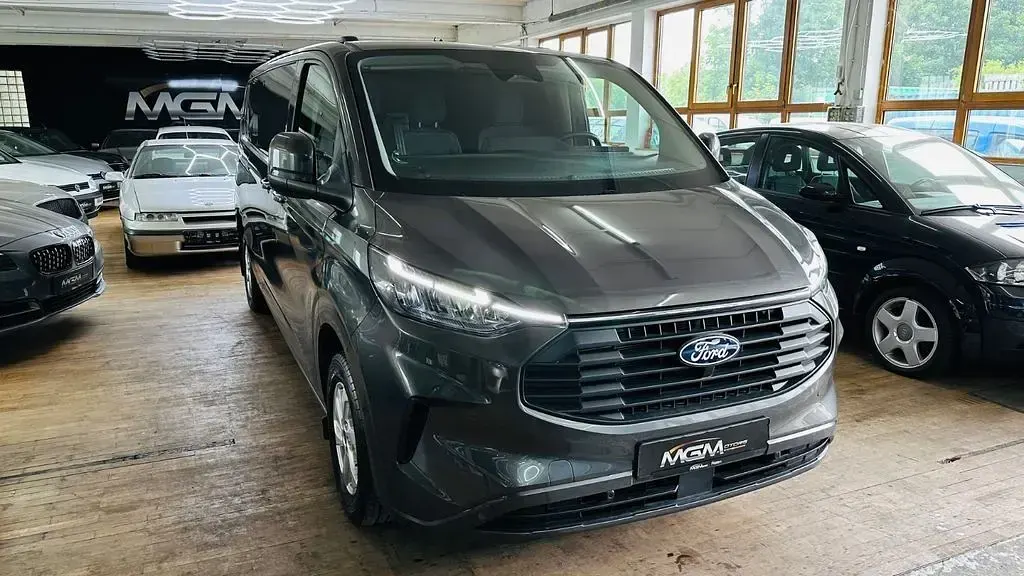Gebraucht Ford Transit Custom Limited 170 PS (125 kW) 2024 Grau Van / Kleinbus