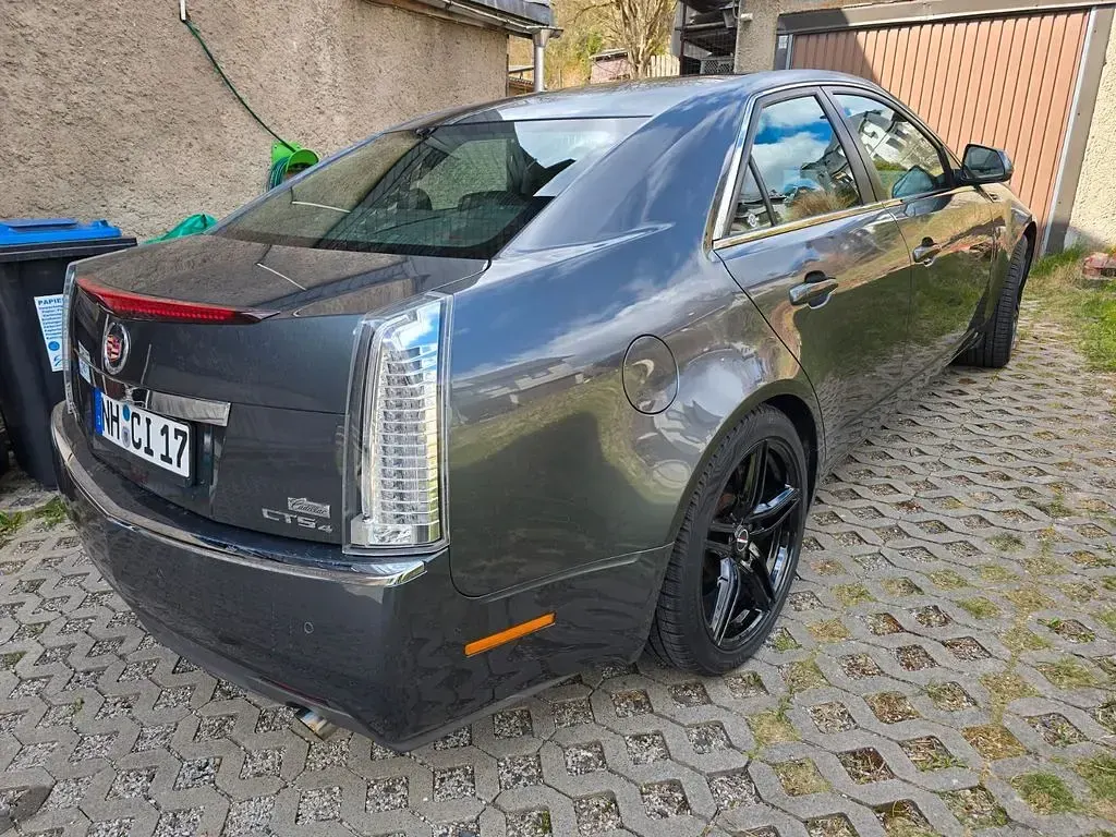 Gebraucht Cadillac CTS 311 PS (228 kW) 2010 Grau Limousine