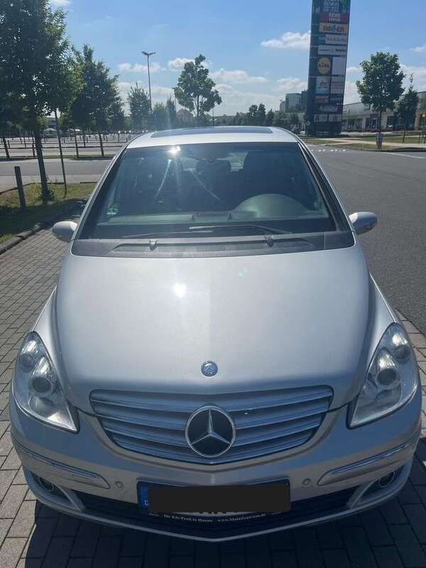 Silber Gebraucht 2007 Mercedes B200 Van / Kleinbus | 4.050 € (Guter Preis) - Bild 1/4