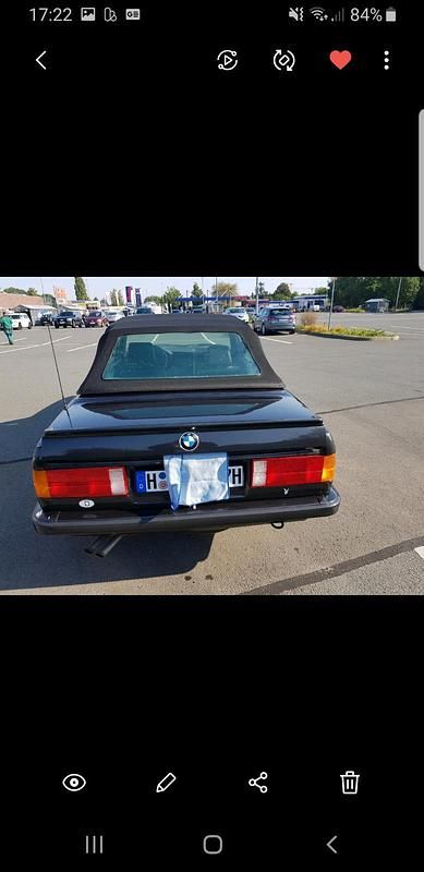Schwarz Gebraucht 1990 BMW 320 Cabriolet Cabrio | 11.800 € - Bild 1/4