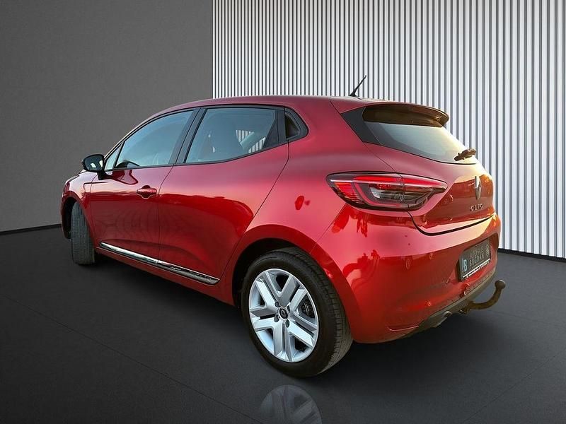 Gebraucht Renault Clio V Intens 91 PS (66 kW) 2023 Dezir rot (metallic) Limousine