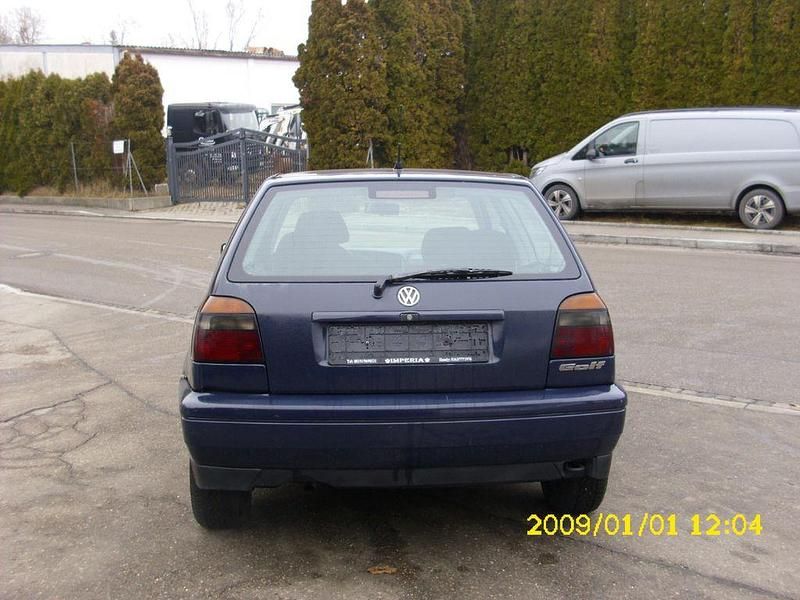 Gebraucht VW Golf III 75 PS (55 kW) 1997 Blau Limousine