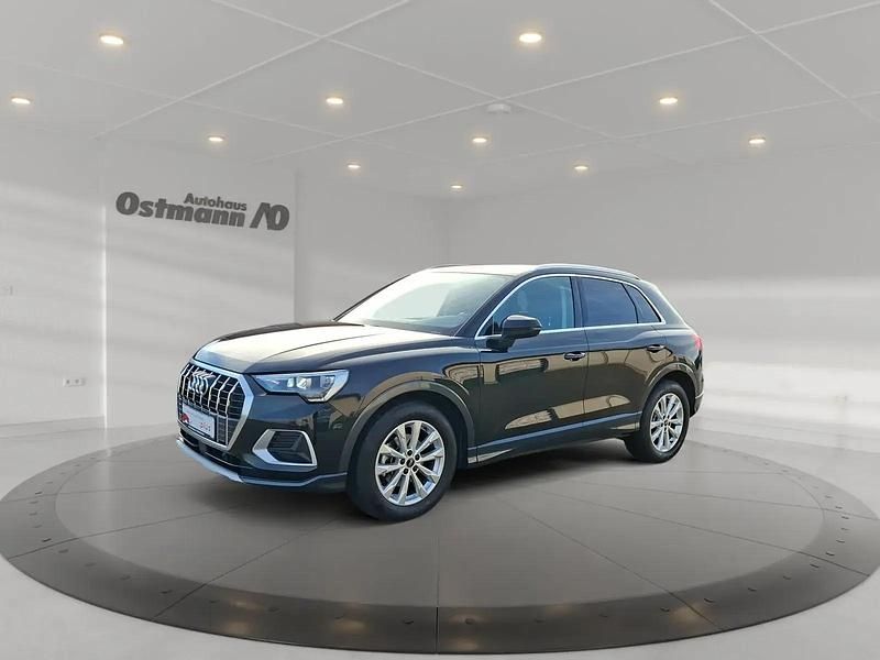 Gebraucht Audi Q3 Advanced 150 PS (110 kW) 2023 Mythosschwarz metallic SUV