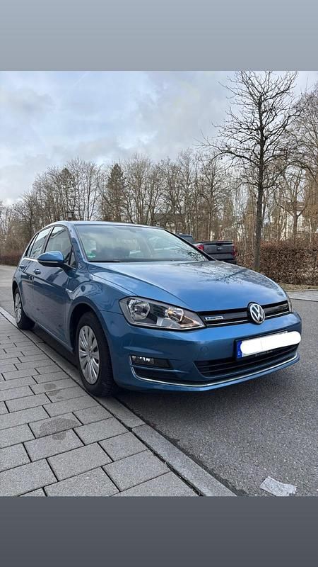 Gebraucht VW Golf VII 109 PS (80 kW) 2014 Blau Limousine