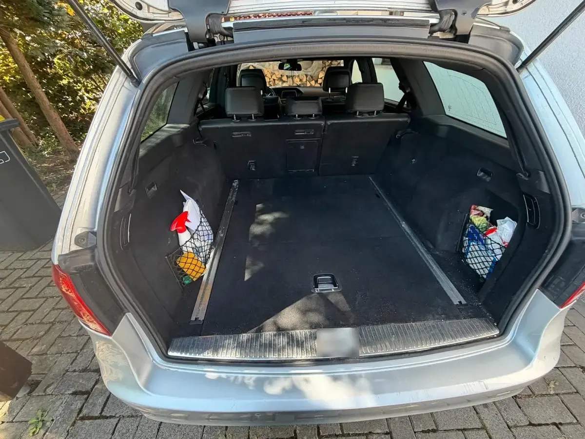 Gebraucht Mercedes E220 170 PS (125 kW) 2014 Grau Kombi