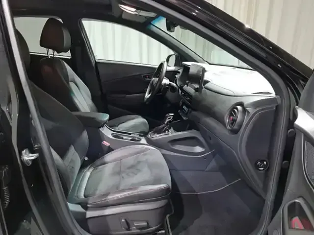 Gebraucht Hyundai Kona N Line 199 PS (146 kW) 2023 Schwarz SUV