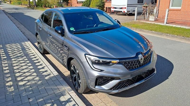 Gebraucht Renault Arkana 94 PS (69 kW) 2025 Grau SUV