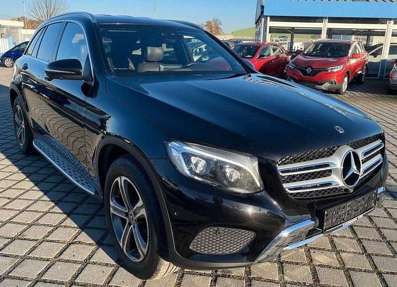 Schwarz Gebraucht 2017 Mercedes GLC350 SUV | 19.250 € (Superpreis) - Bild 1/4