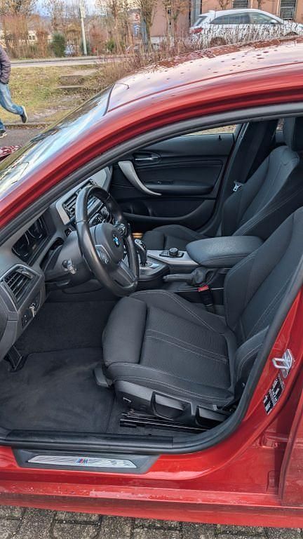 Gebraucht BMW 120 M Sport 190 PS (139 kW) 2019 Rot Kleinwagen