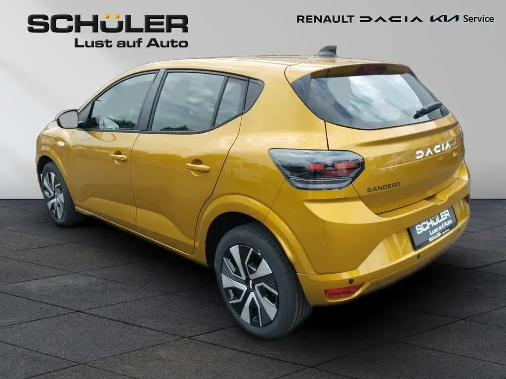 Neu Dacia Sandero Expression 120 PS (88 kW) 2026 Gelb Limousine