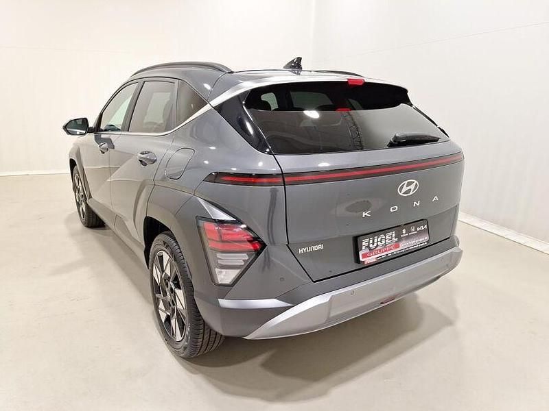 Gebraucht Hyundai Kona Prime 199 PS (146 kW) 2023 Ecotronic gray / mic SUV