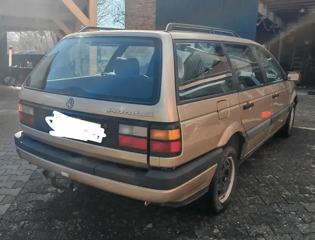 Second-hand VW Passat 125 CP (91 kW) 1988 Bej Break