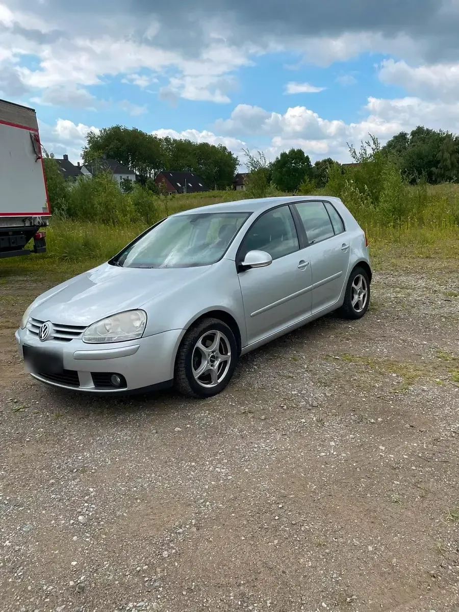 Gebraucht VW Golf V 90 PS (66 kW) 2008 Silber Kleinwagen