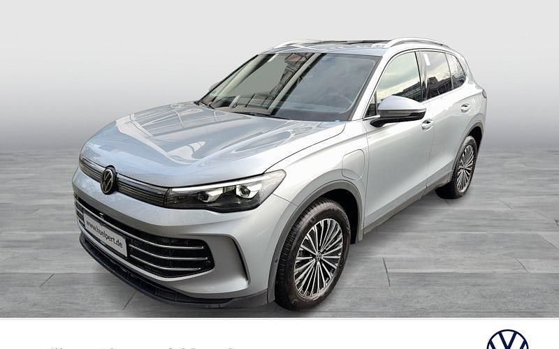 Gebraucht VW Tiguan Elegance 204 PS (150 kW) 2025 Silber SUV