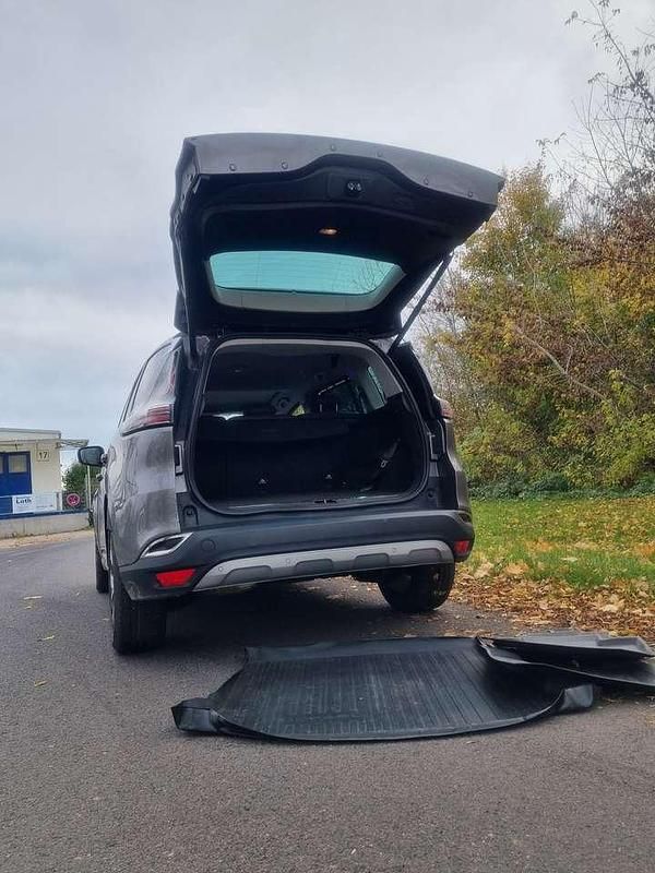 Grau Gebraucht 2016 Renault Espace Intens Limousine | 11.900 € (Guter Preis) - Bild 1/4