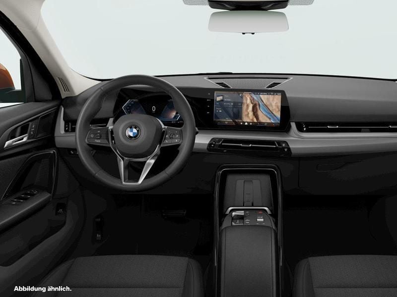 Gebraucht BMW X2 150 PS (110 kW) 2025 Orange SUV