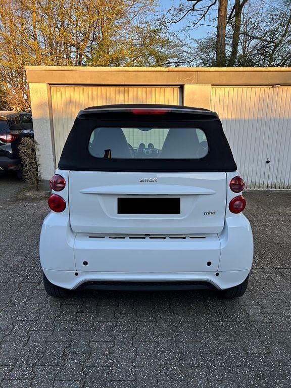 Gebraucht Smart ForTwo Cabrio Passion 71 PS (52 kW) 2013 Weiß Cabrio