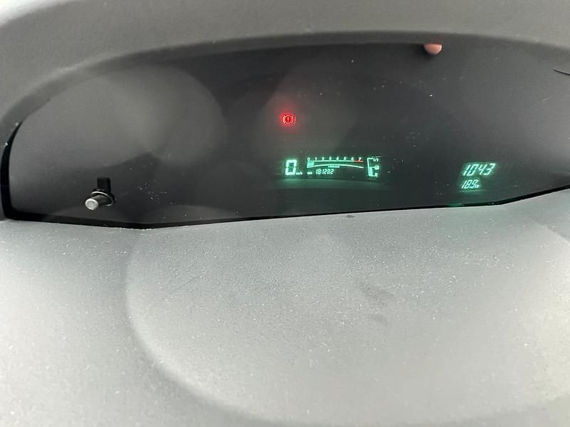 Gebraucht Toyota Yaris 87 PS (63 kW) 2008 Grau Kleinwagen