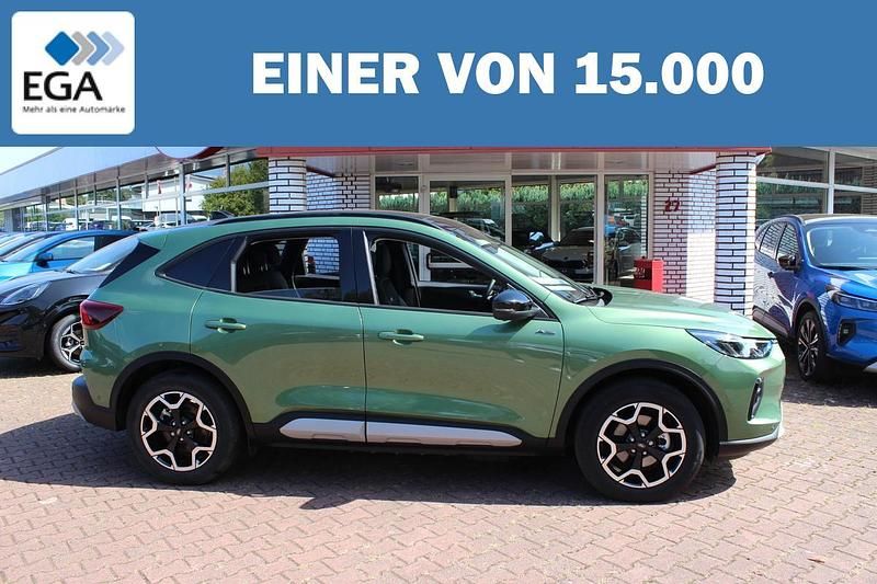 Gebraucht Ford Kuga Active X 243 PS (178 kW) 2024 Grün metallic SUV