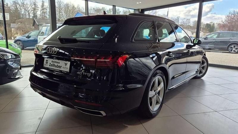 Gebraucht Audi A4 S-Line 204 PS (150 kW) 2023 Schwarz Kombi