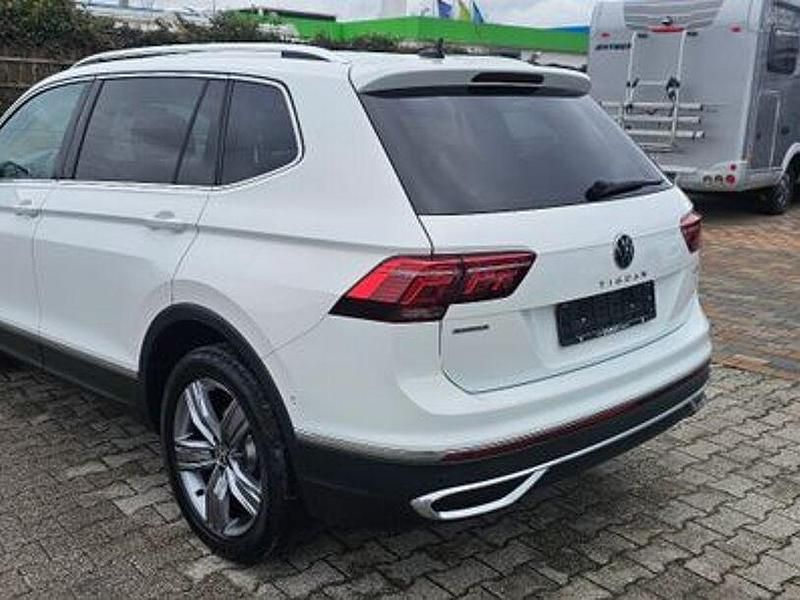Gebraucht VW Tiguan Allspace 150 PS (110 kW) 2022 Weiß SUV