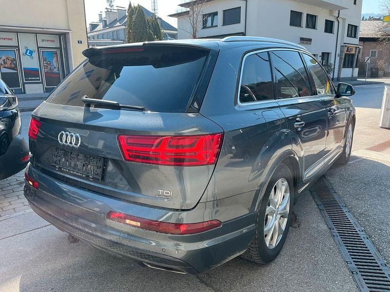 Gebraucht Audi Q7 S-Line 272 PS (200 kW) 2016 Grau SUV