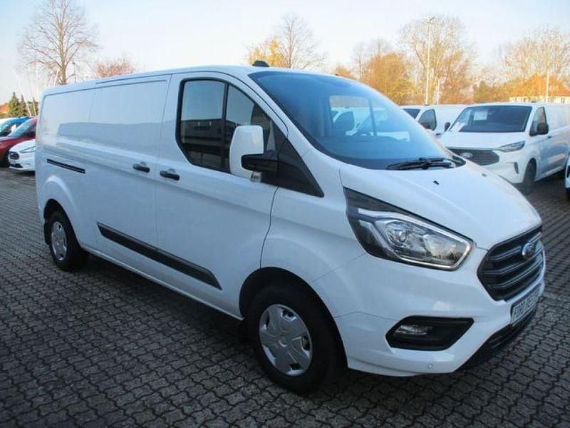 Gebraucht Ford Transit Custom Trend 131 PS (96 kW) 2023 Frostweiß Van