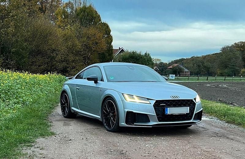 Silber Gebraucht 2019 Audi TT Competition Coupé | 33.999 € (Teuer) - Bild 1/4