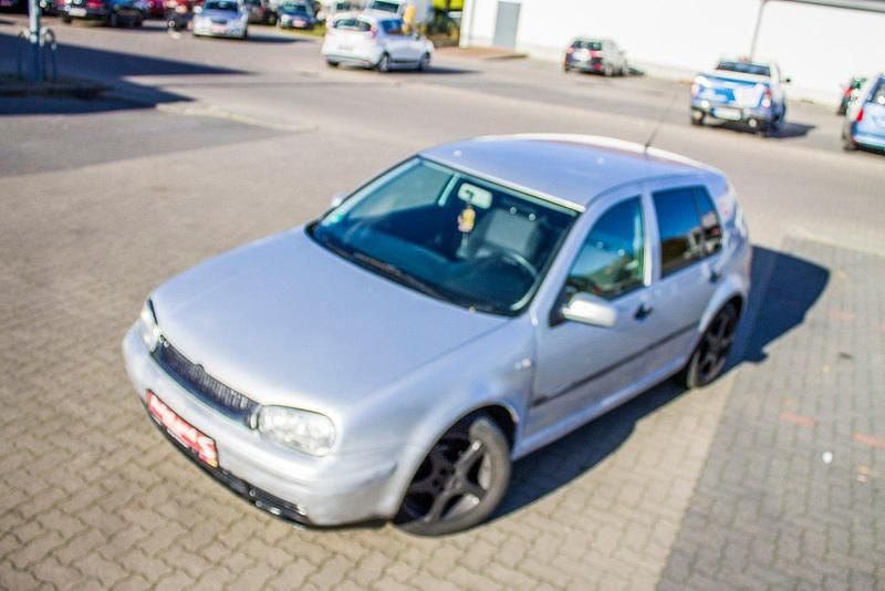 Silber Gebraucht 1999 VW Golf IV Limousine | 469 € (Superpreis) - Bild 1/4