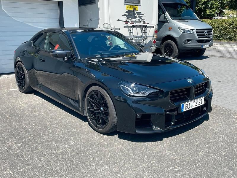 Schwarz Gebraucht 2023 BMW M2 Coupé | 64.999 € (Fairer Preis) - Bild 1/4