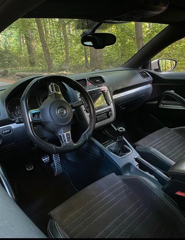 Gebraucht VW Scirocco 122 PS (89 kW) 2011 Weiß Coupé