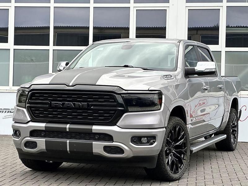 Silber Gebraucht 2020 Dodge Ram Abholung | 47.900 € (Etwas zu teuer) - Bild 1/4