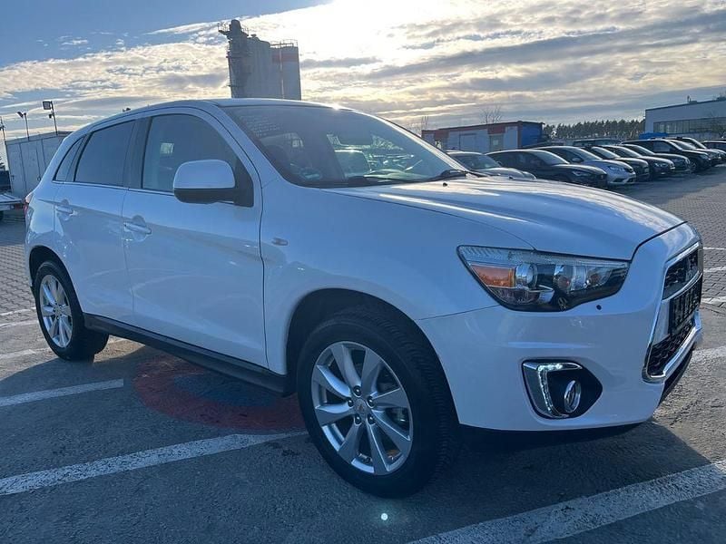 Weiß Gebraucht 2015 Mitsubishi ASX SUV | 10.999 € (Superpreis) - Bild 1/4