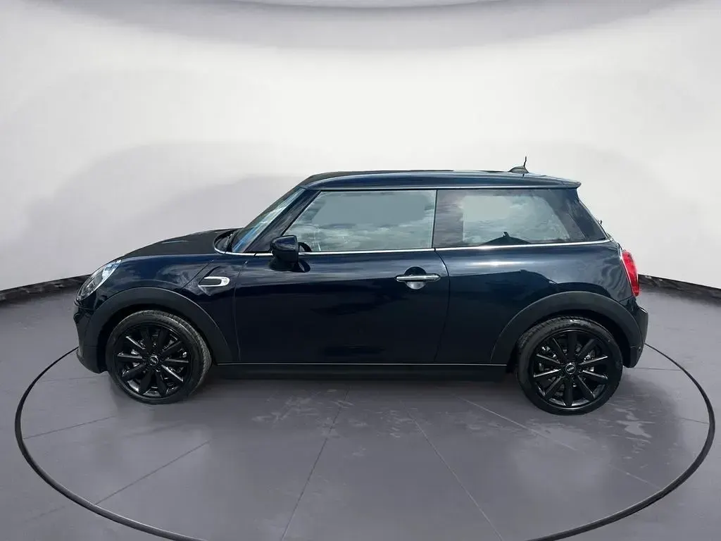 Second-hand Mini ONE 102 CP (75 kW) 2021 Negru Hatchback