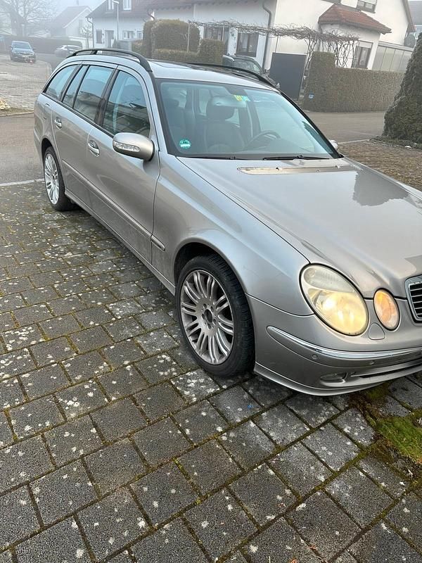 Beige Gebraucht 2005 Mercedes E320 Kombi | 3.400 € (Guter Preis) - Bild 1/4
