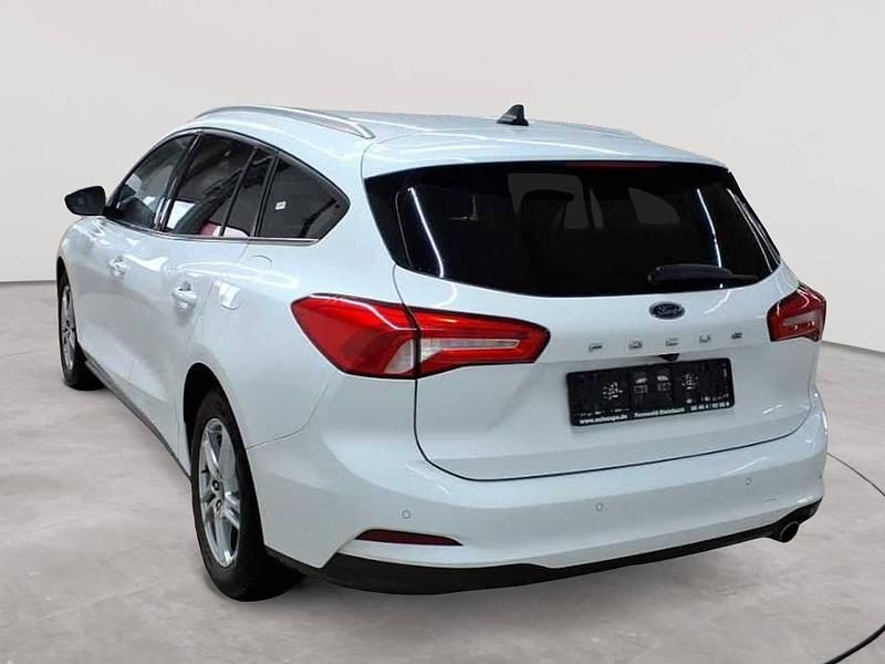 Gebraucht Ford Focus Cool & Connect 120 PS (88 kW) 2021 Frostweiß Kombi