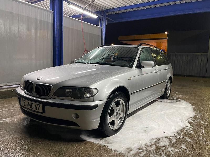 Gebraucht BMW 316 116 PS (85 kW) 2003 Silber Kombi