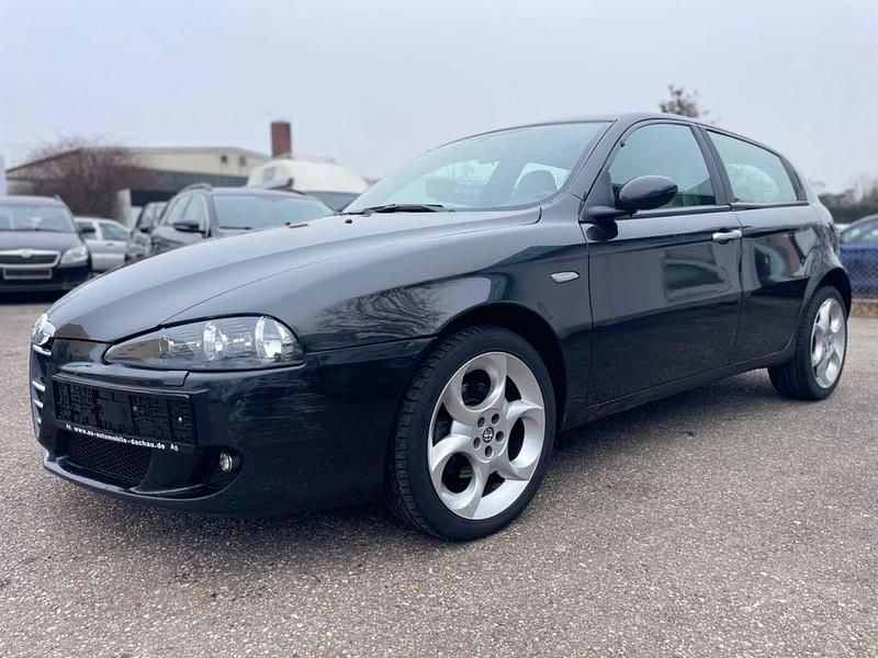 Schwarz Gebraucht 2006 Alfa Romeo 147 Kleinwagen | 2.200 € (Guter Preis) - Bild 1/4