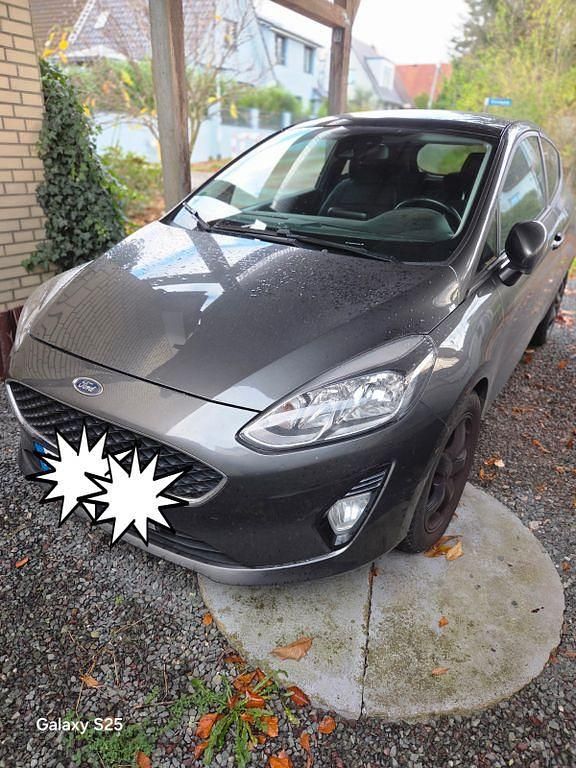 Grau Gebraucht 2018 Ford Fiesta Cool & Connect Kleinwagen | 5.950 € (Guter Preis) - Bild 1/4