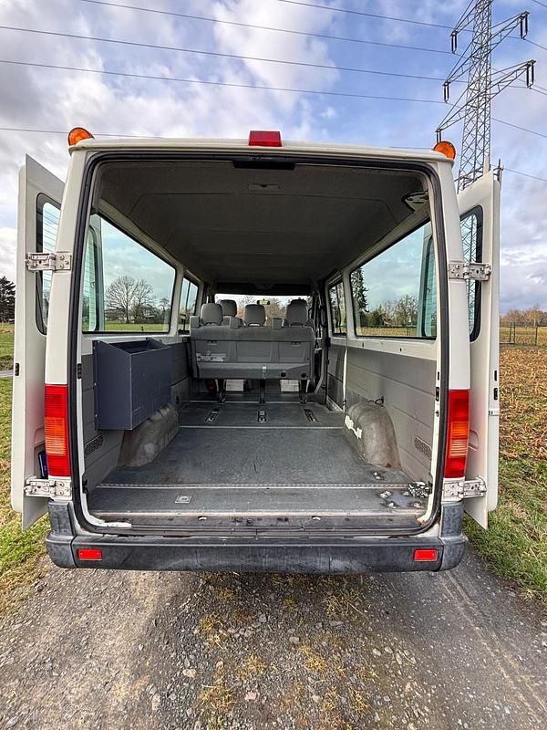 Gebraucht VW LT 83 PS (61 kW) 2004 Weiß Van / Kleinbus