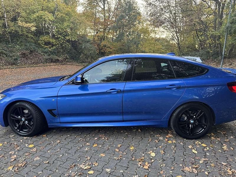 Gebraucht BMW 318 Gran Turismo M Sport 150 PS (110 kW) 2020 Blau Limousine